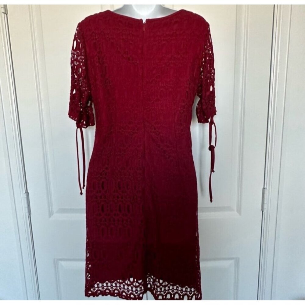 Petite 6 Burgundy Crochet Lace Dress By Established 1962 - Picture 4 of 10